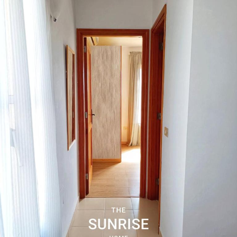 The Sunrise Home Sea views and terrace house with barbecue - Two-Bedroom House - 23