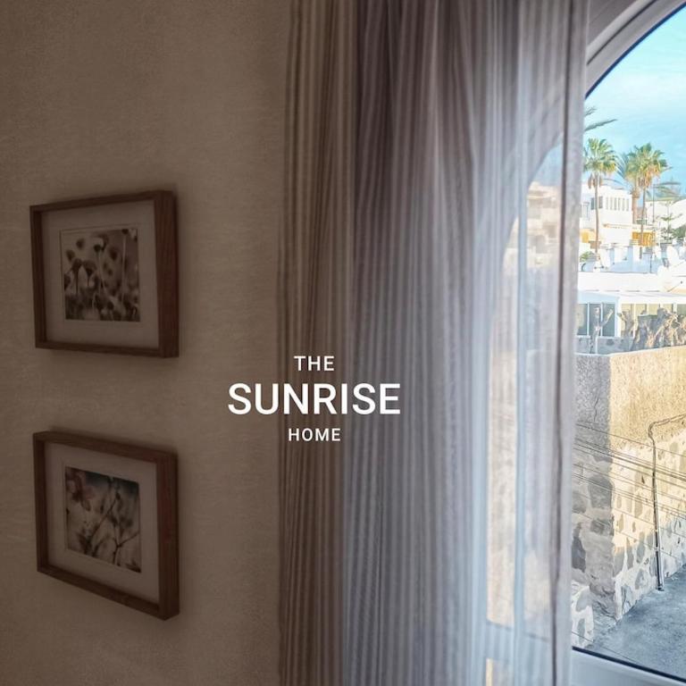 The Sunrise Home Sea views and terrace house with barbecue - Two-Bedroom House - 26