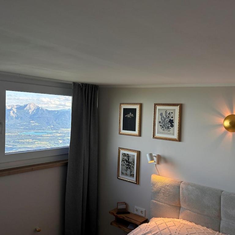Appartement WOLKE7 byTILLY - Familienfreundliches Alpenzuhause mit Hallenbad, Balkon & Panoramablick hoch oben auf der Gerlitzen - Apartment mit 2 Schlafzimmern und Balkon - 13