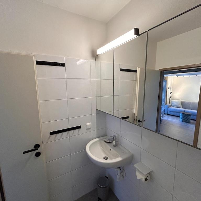 Appartement WOLKE7 byTILLY - Familienfreundliches Alpenzuhause mit Hallenbad, Balkon & Panoramablick hoch oben auf der Gerlitzen - Apartment mit 2 Schlafzimmern und Balkon - 30