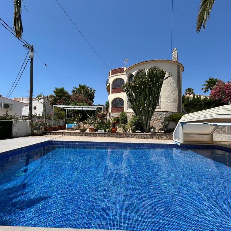 Chalet Los Almendros con piscina privada - Casa de 2 dormitorios - 2