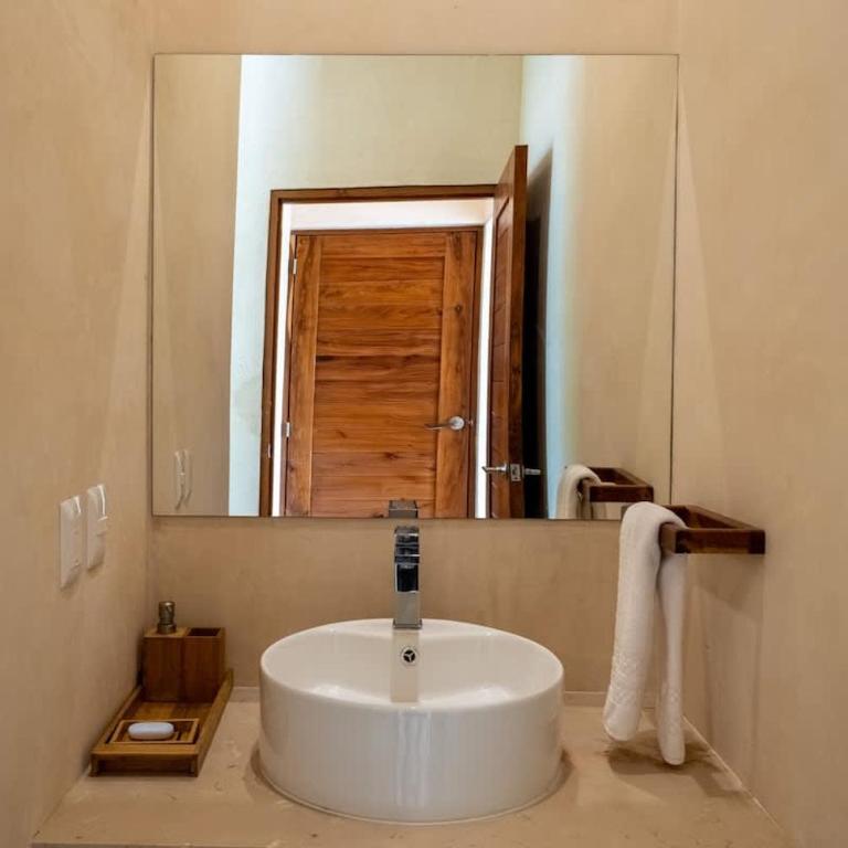 AHAL Holistika 9BR Jungle Sanctuary with Private Rooftop & Plunge Pools - Apartamento - 73