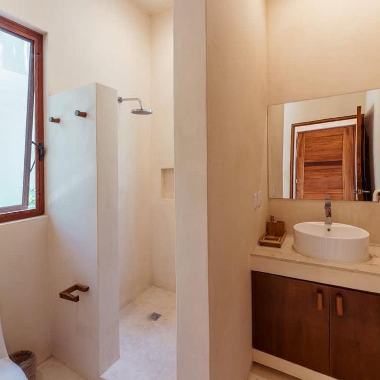 AHAL Holistika 9BR Jungle Sanctuary with Private Rooftop & Plunge Pools - Apartamento - 72