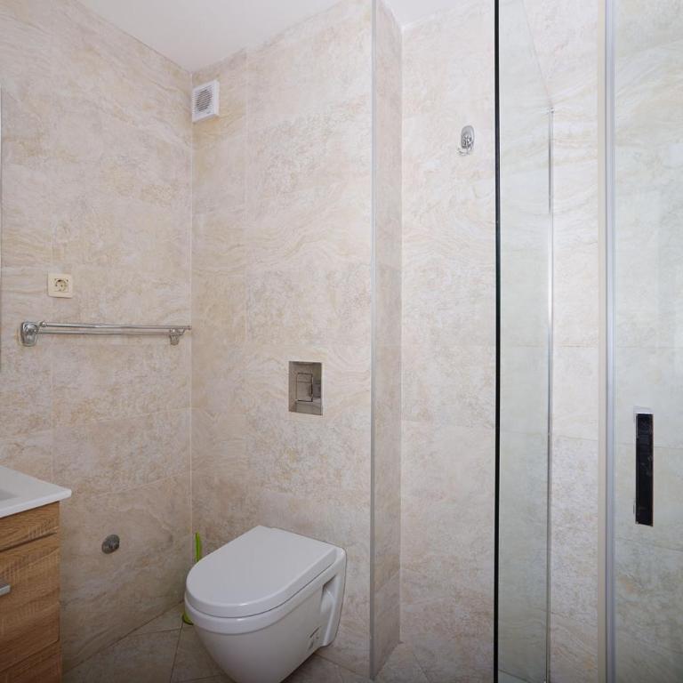 Vila Mina - Deluxe One-Bedroom Apartment - 12