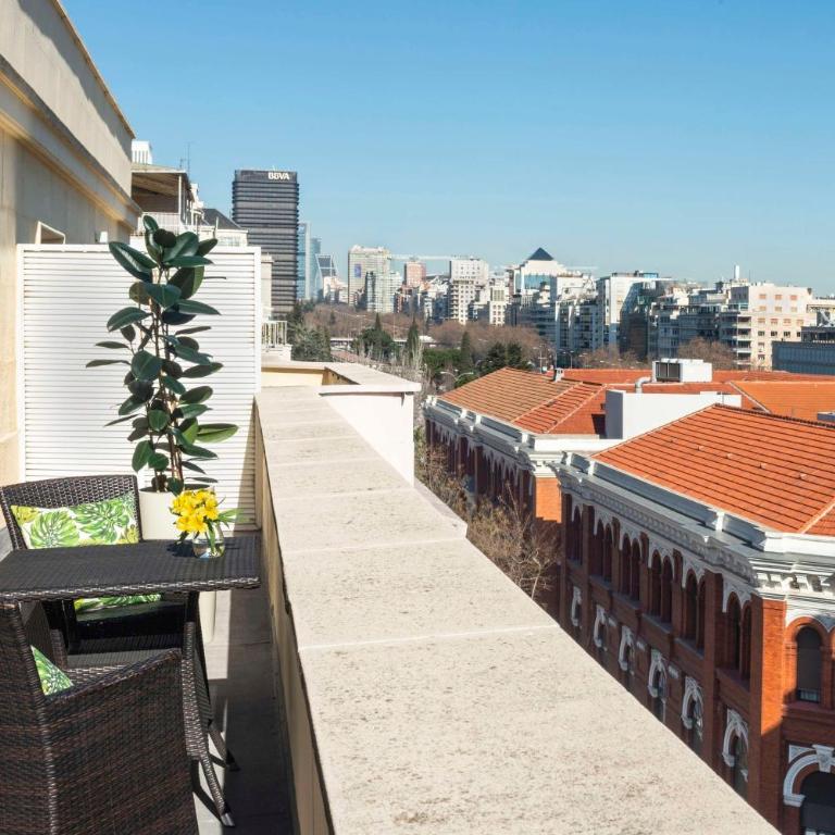 NH Madrid Zurbano - Habitación Doble Superior con terraza - 1 o 2 camas - 3