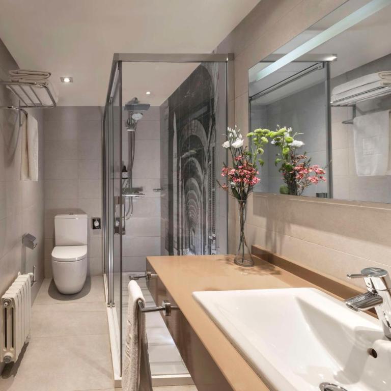 NH Madrid Zurbano - Habitación Doble Superior - 1 o 2 camas - 3