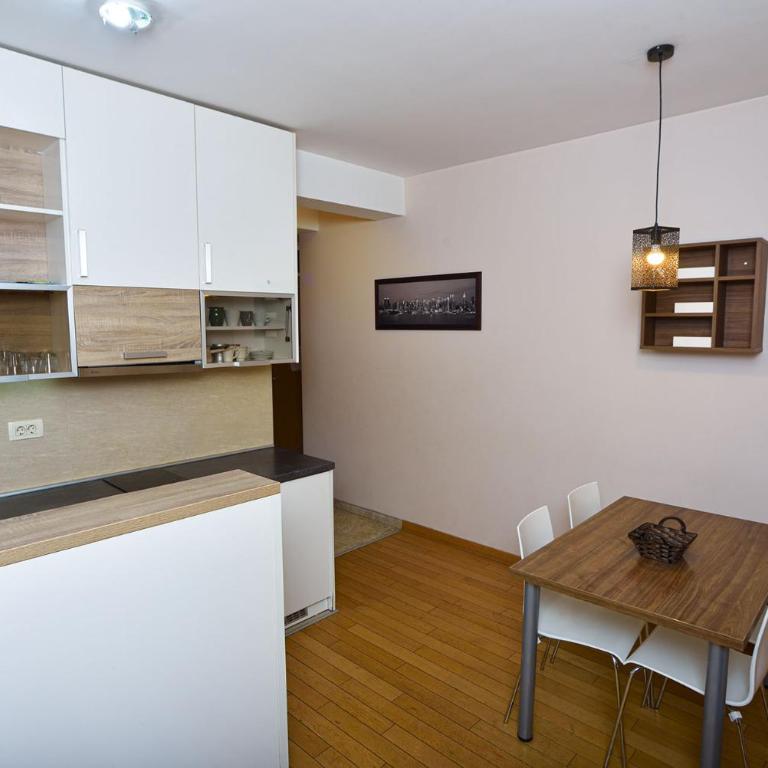 Vila Mina - Two-Bedroom Apartment - 22
