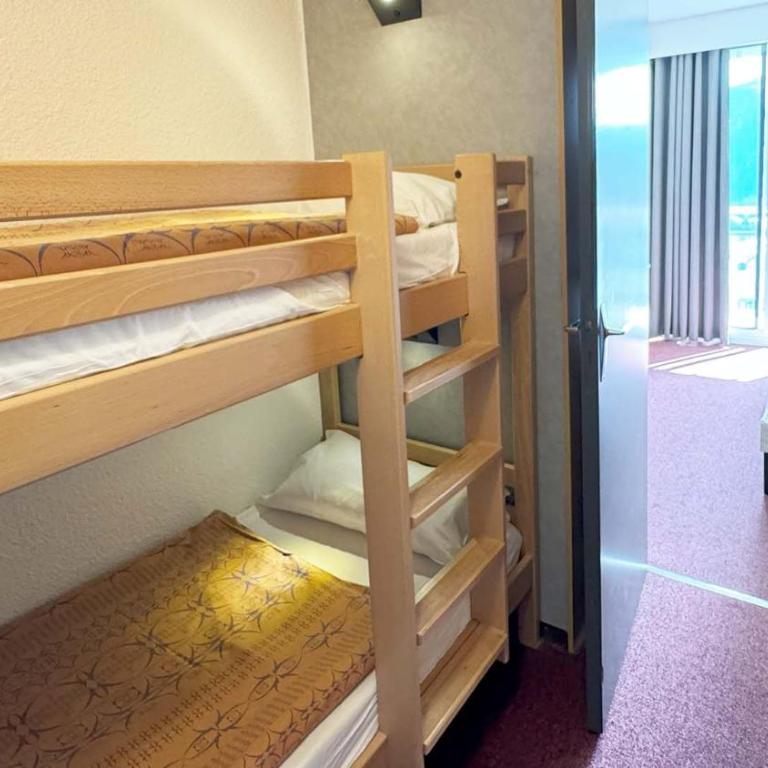 Villages Clubs du Soleil - MONTGENEVRE - Chambre Quadruple avec Salle de Bains Privative - 5