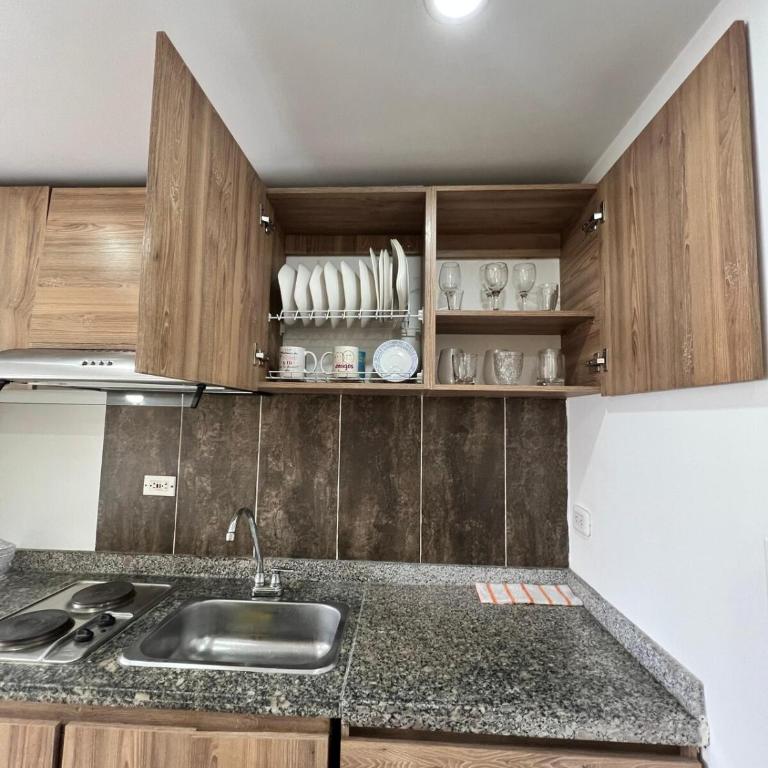 Aparta estudio al Norte de Bogotá - Apartamento de 1 dormitorio - 18