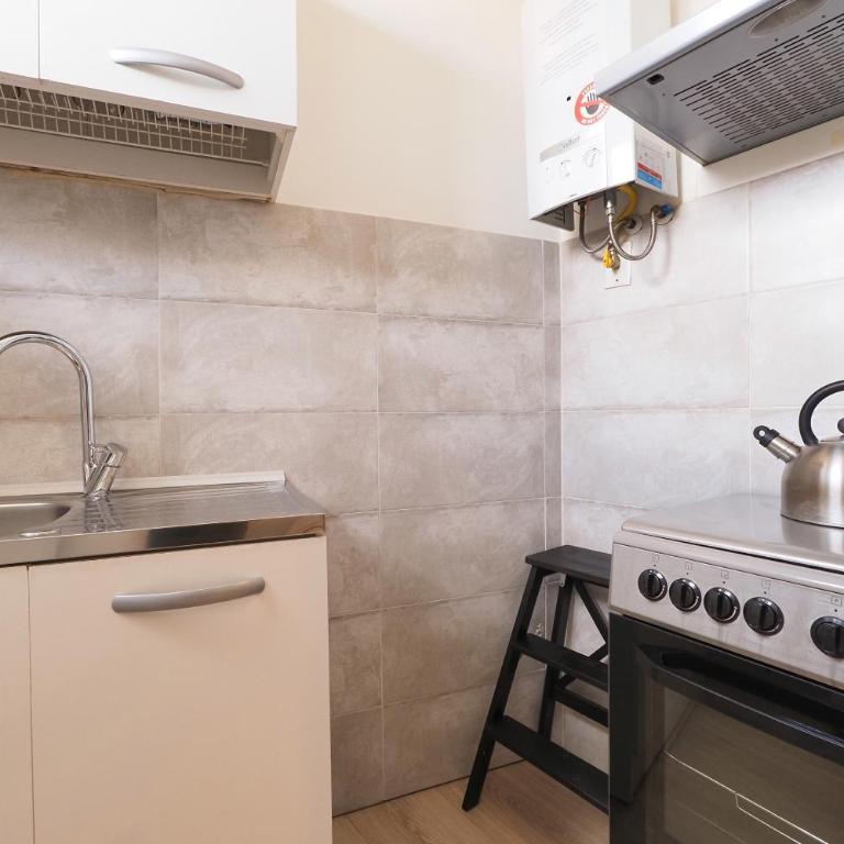 PrimoPiano - Porta Romana 113 - Appartamento con 2 Camere da Letto e Balcone - 17