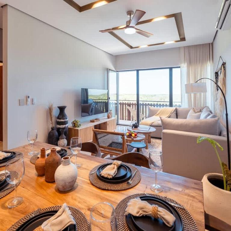 AMIRA - Stylish Penthouse with Rooftop Pool & Sea Horizon - Apartment - 10