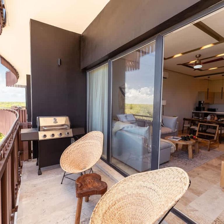 AMIRA - Stylish Penthouse with Rooftop Pool & Sea Horizon - Apartment - 34