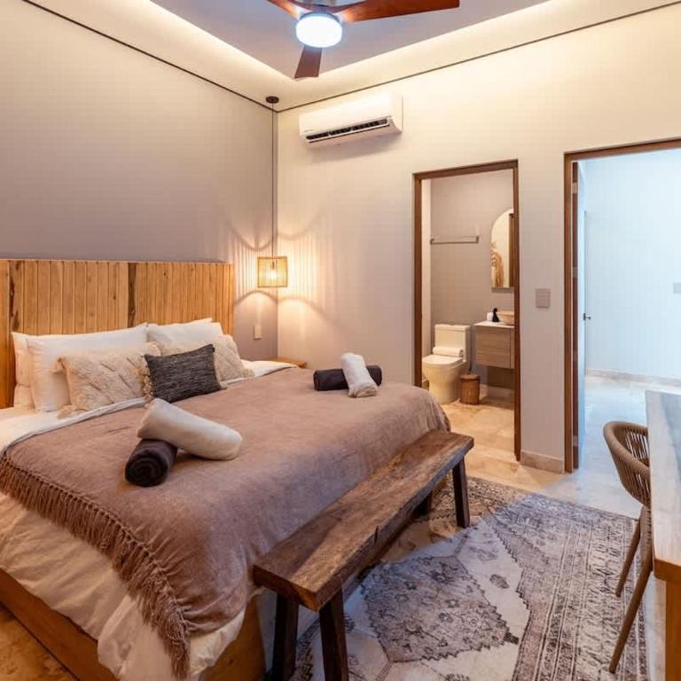 AMIRA - Stylish Penthouse with Rooftop Pool & Sea Horizon - Apartment - 36