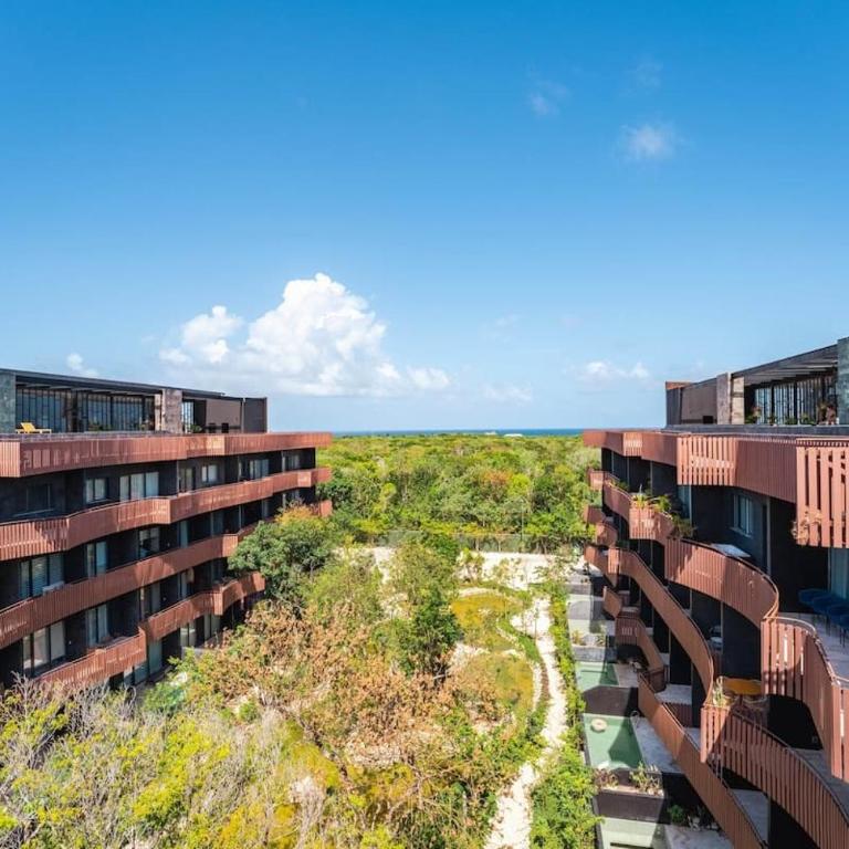 AMIRA - Stylish Penthouse with Rooftop Pool & Sea Horizon - Apartment - 46