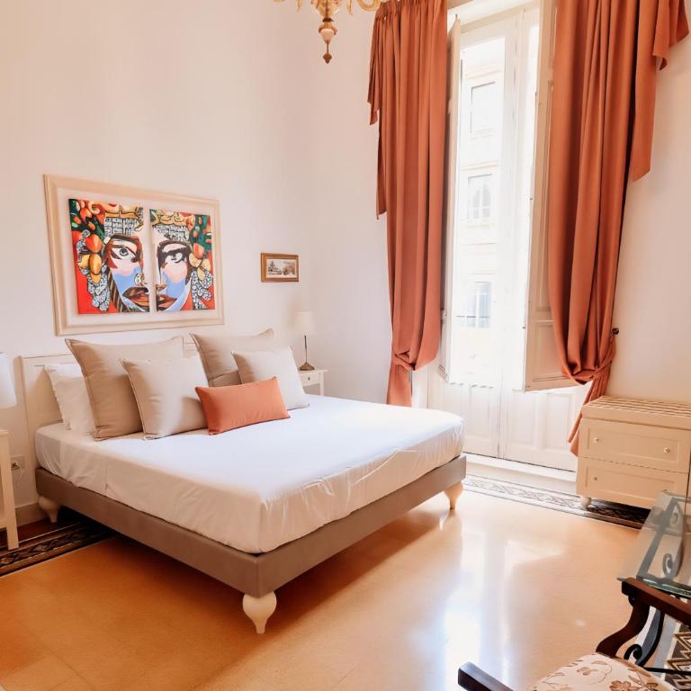 MaisonNouveau - Double Room with Private Bathroom - 3