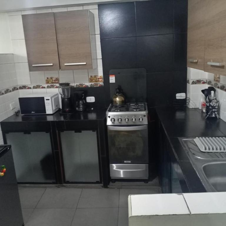 PARWAs APART HOTEL - Apartamento Estándar de 4 dormitorios - 9
