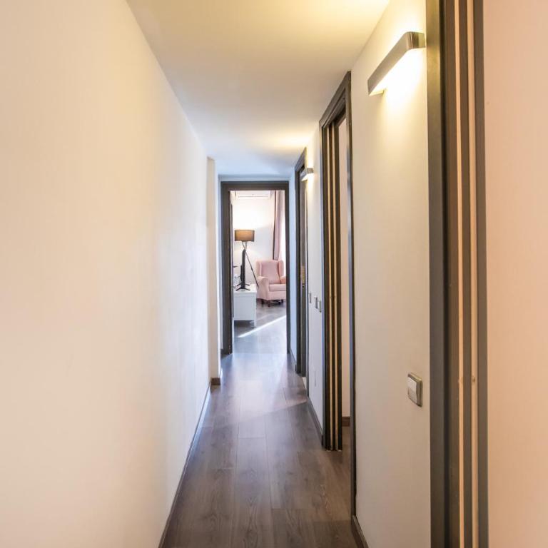 64IND1131 - Apartment with balcony - Three-Bedroom Apartment with Balcony - 3