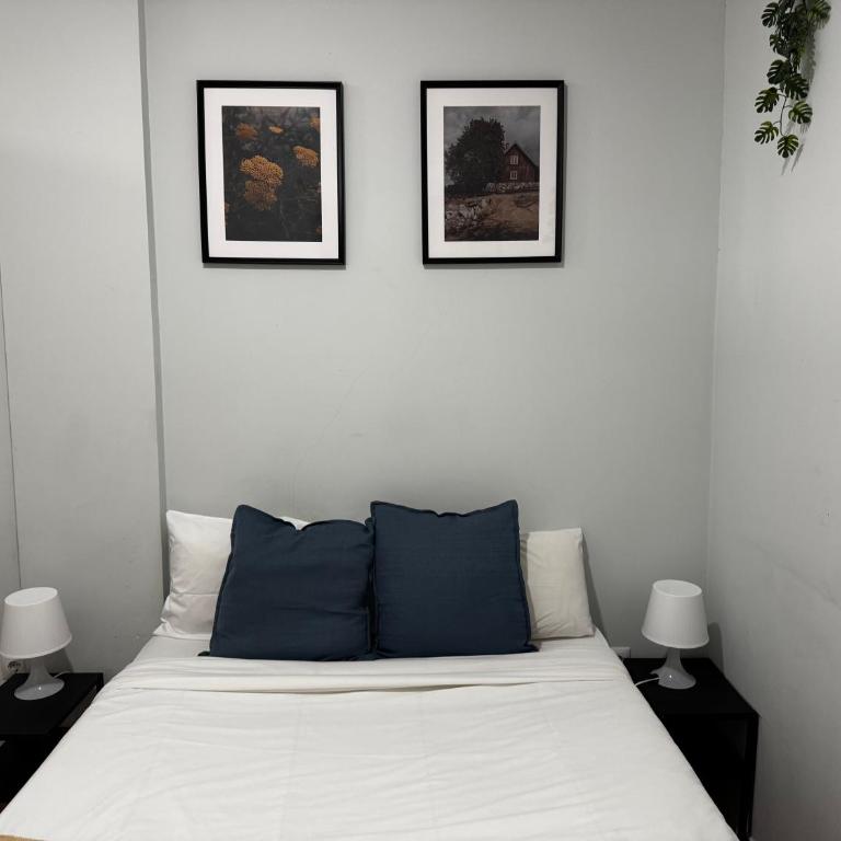 Exyca Plaza Castilla - One-Bedroom Apartment - 9