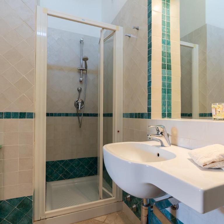 A pochi passi a piedi dalla Pelosa - Casa con 3 Camere da Letto - 17
