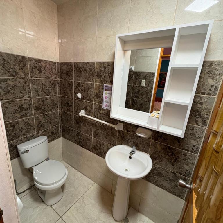 La Casa de Bamboo - Double Room with Private Bathroom - 2