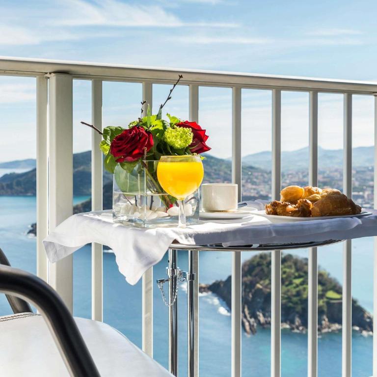 Mercure Monte Igueldo - Habitación PrivilÃ¨ge Doble con balcón, vistas al mar y 1 cama doble o 2 individuales. - 4