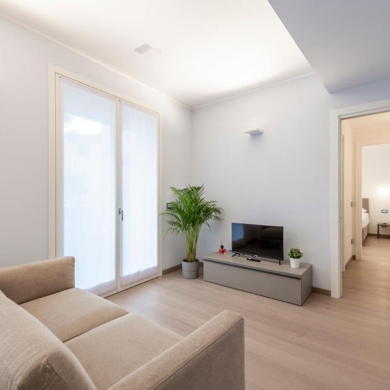 Fabbri Palace - B Home - Appartamento con 1 Camera da Letto e Balcone - 4
