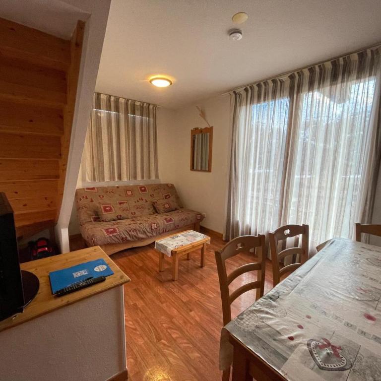Chalet 3 Pièces 6 Pers. avec Terrasse à SuperDévoluy - Chalet 2 Chambres - 1