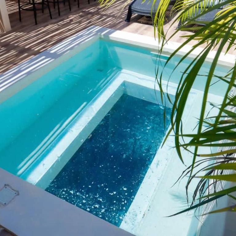 Huge 10BR Luxury Villa complex with Private Pool & Serene Setting - Villa - 46