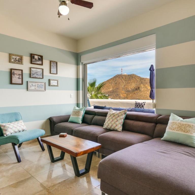 Chic Cabo Condo - Walk to Marina & Downtown! - Apartamento - 5
