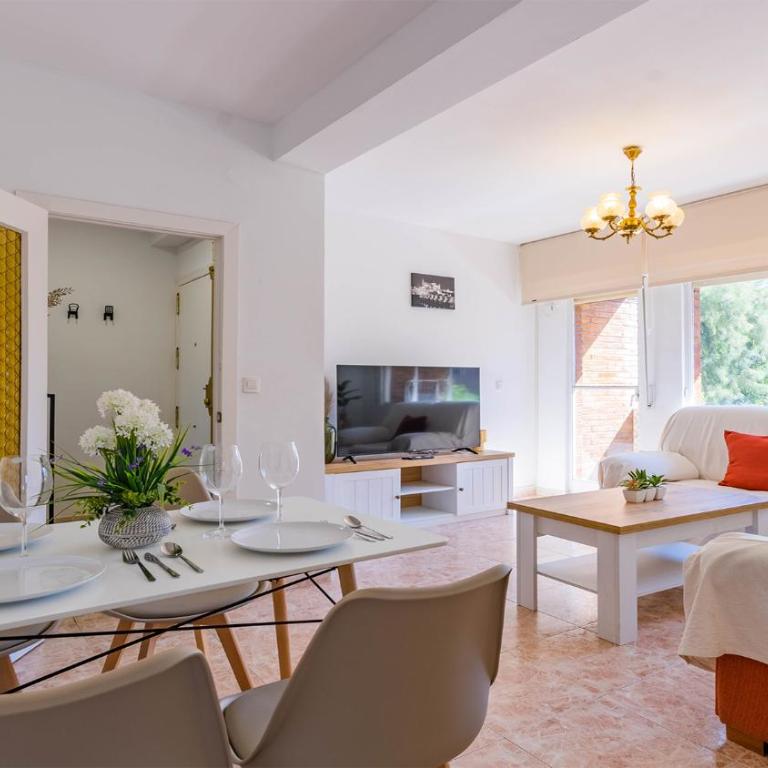 Apartamento acogedor y luminoso en Córdoba - Apartamento de 3 dormitorios - 5