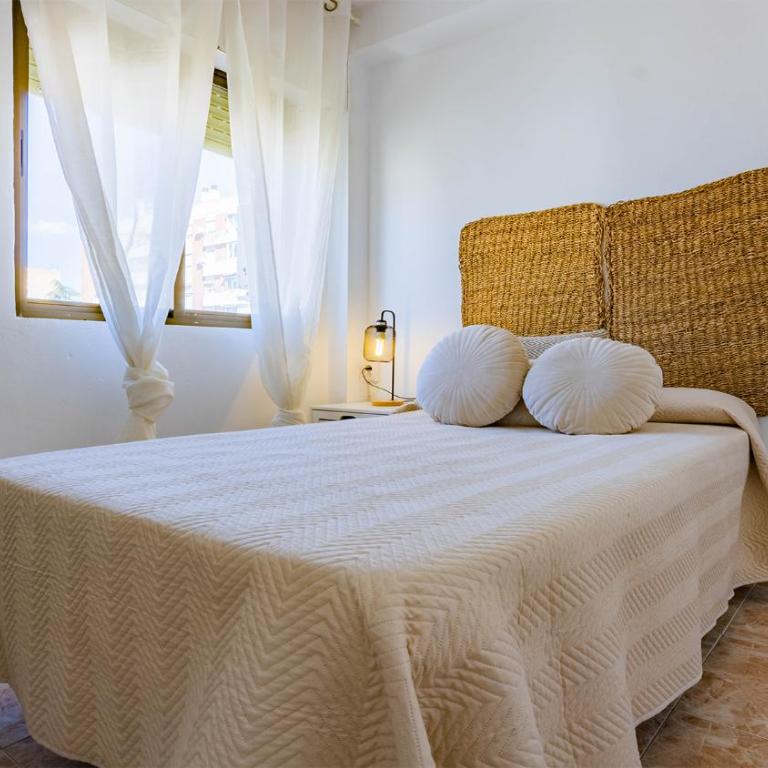 Apartamento acogedor y luminoso en Córdoba - Apartamento de 3 dormitorios - 13