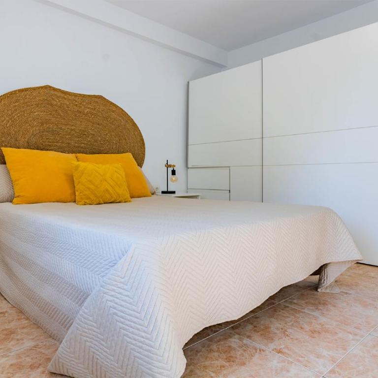 Apartamento acogedor y luminoso en Córdoba - Apartamento de 3 dormitorios - 12
