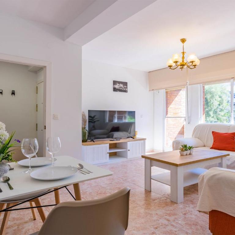 Apartamento acogedor y luminoso en Córdoba - Apartamento de 3 dormitorios - 6