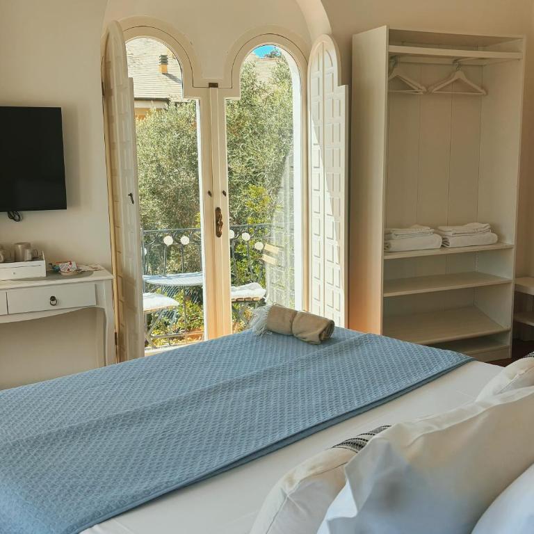 Le Finestre Veneris - Deluxe Double Room with Balcony and Sea View - 6