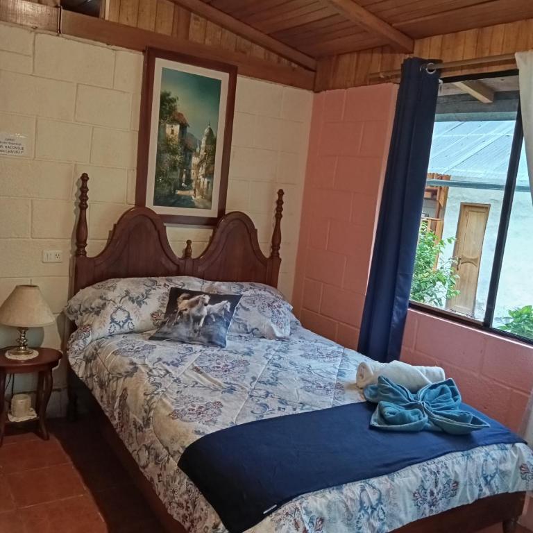 Larita' Rose MINDO Hospedaje y casita de Campo Los Guayabales - Habitación Doble con baño privado - 17
