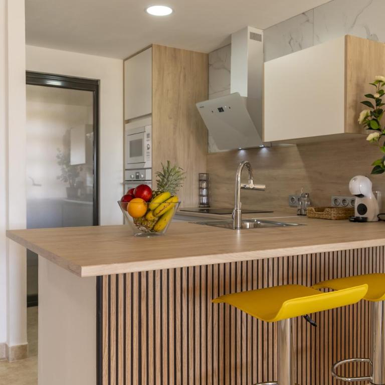 Apartamento a Estrenar Piscina y Parking Gratis - Apartamento Superior - 1