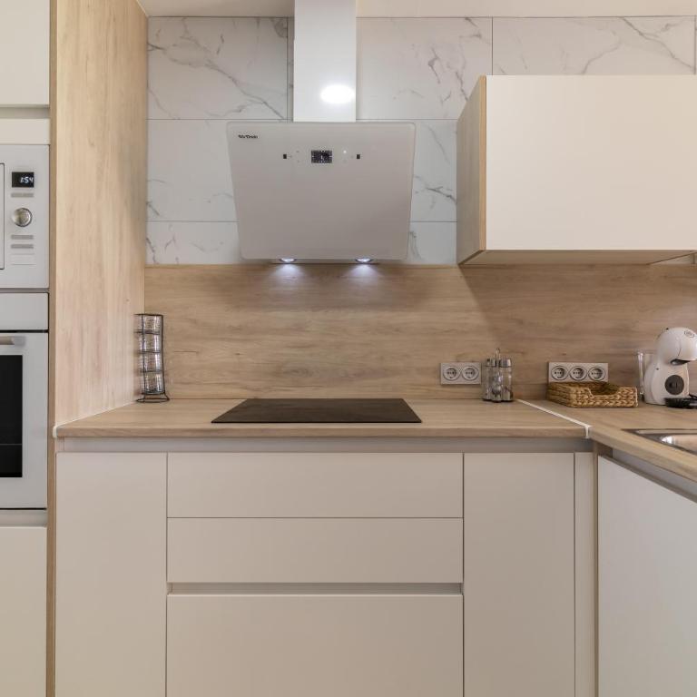 Apartamento a Estrenar Piscina y Parking Gratis - Apartamento Superior - 13