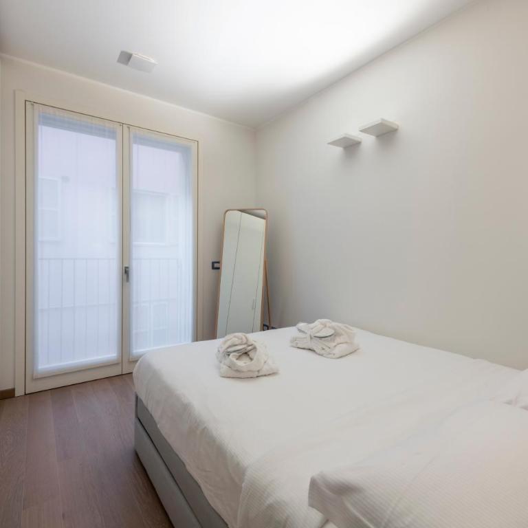Fabbri Palace - B Home - Appartamento con 2 Camere da Letto - 3