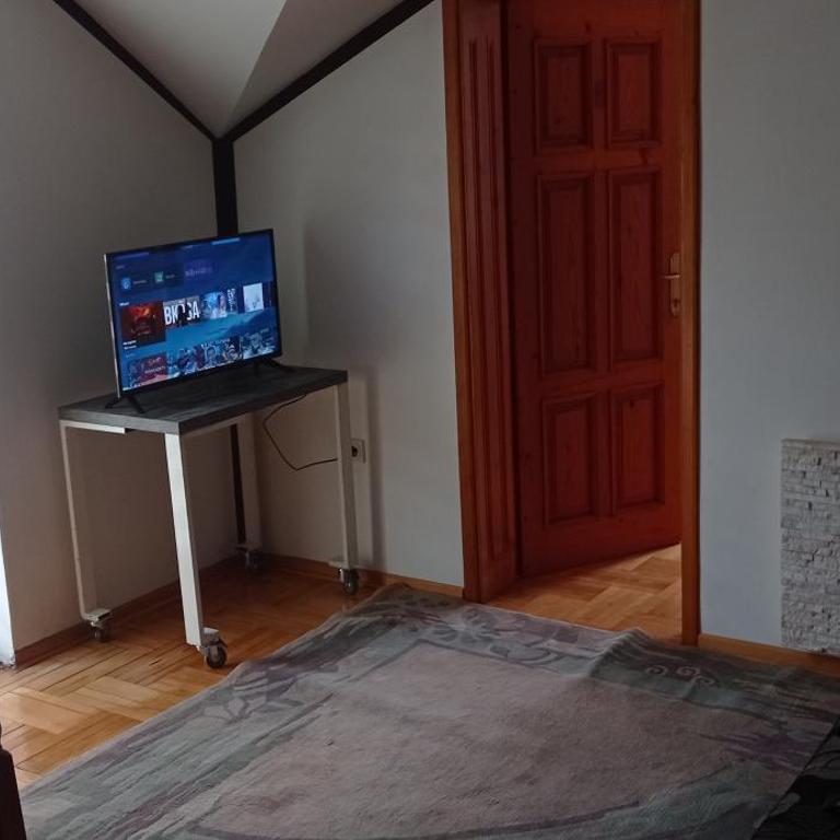 DDS-Niš - Economy Quadruple Room with Shared Bathroom - 1