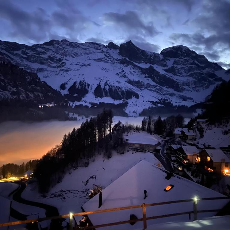 Cosy Chalet 87 in Engelberg with spectacular mountain and lake Views - Chalet mit 3 Schlafzimmern - 24