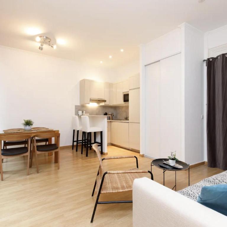 Appartement centre-ville à 5 min du palais des festivals - Apartment mit 1 Schlafzimmer - 8