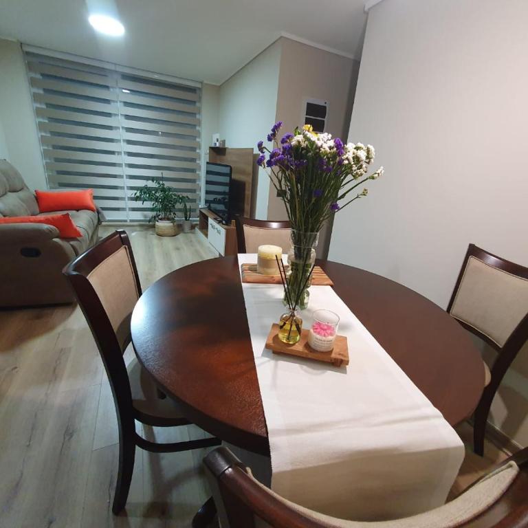 Dpto full equipado,dormitorio en suite en Valdivia - Three-Bedroom Apartment - 3