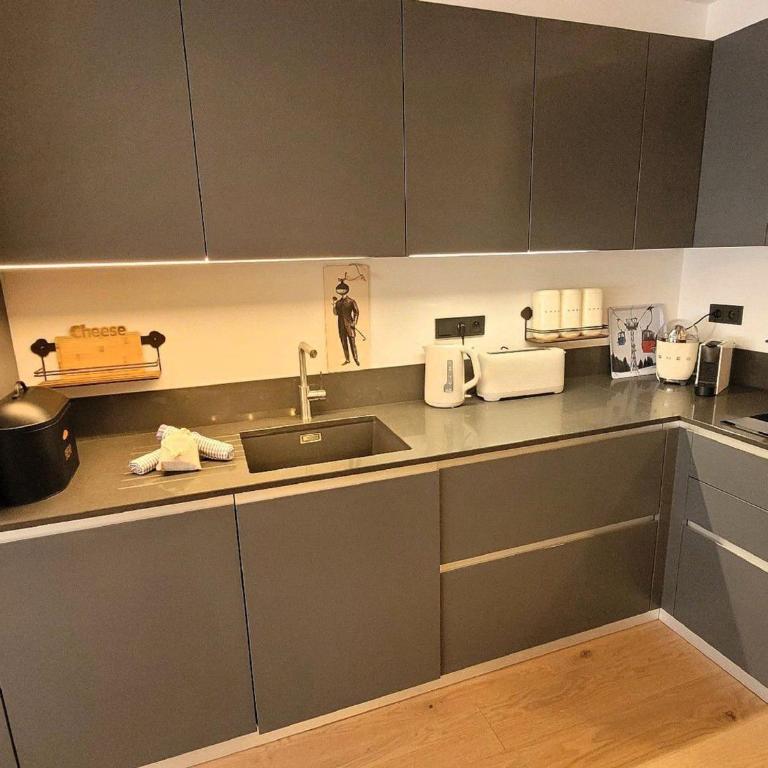 Appartement chic au cœur des Gets, capacité 6 pers, proche ski et commerces - FR-1-598-189 - Appartement - 3