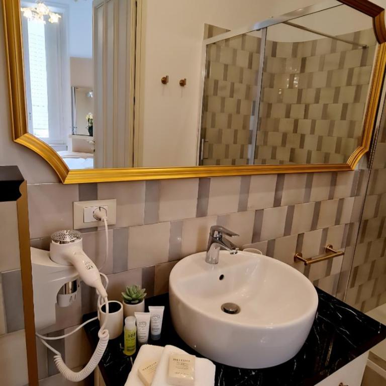 MaisonNouveau - Deluxe Suite - 4