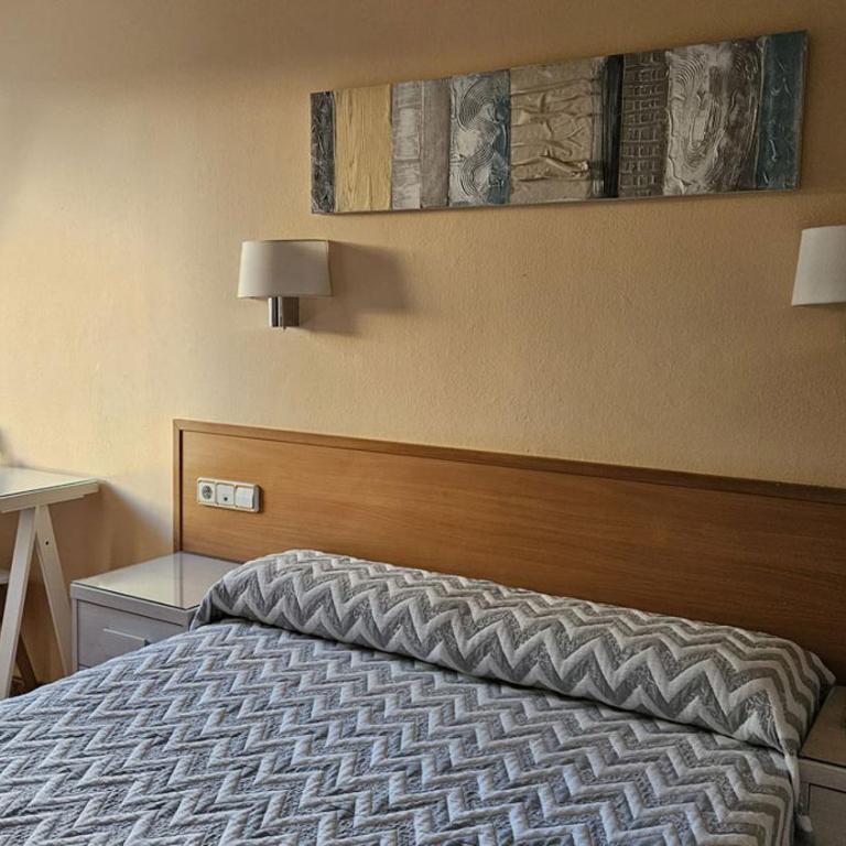 Hostal Rio De Castro - Habitación Doble con baño privado - 15