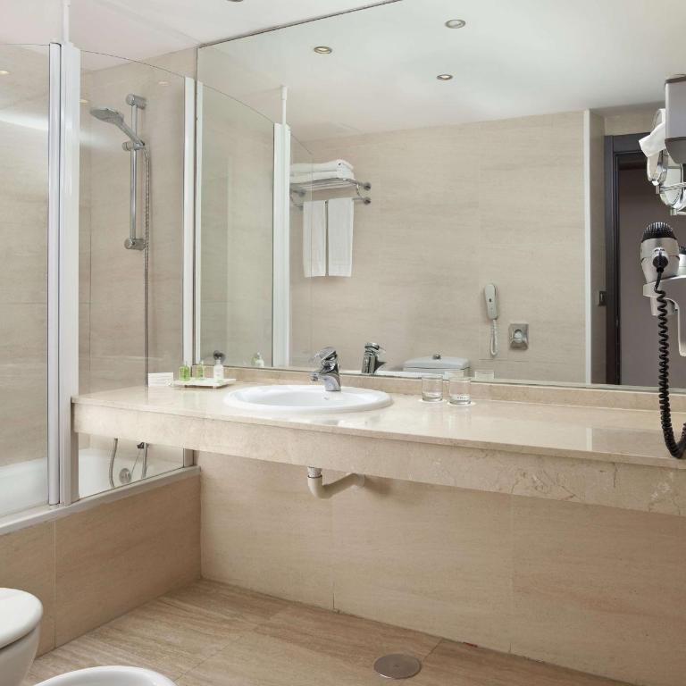 NH Imperial Playa - Habitación Doble Superior con terraza y vistas - 1 o 2 camas - 3