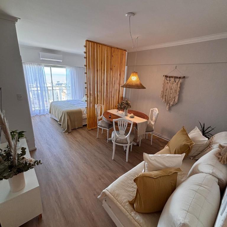 Exclusivo monoambiente con vista al mar - One-Bedroom Apartment - 1