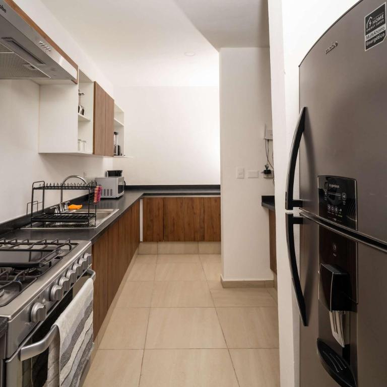Moderno Townhouse Familiar con Alberca y Gym - Apartamento - 20