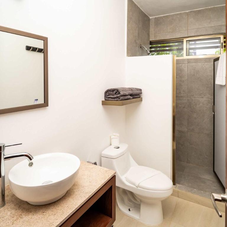 Moderno Townhouse Familiar con Alberca y Gym - Apartamento - 30
