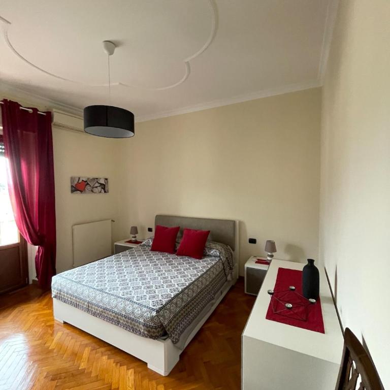 Genova Boccadasse - Three-Bedroom Apartment - 16